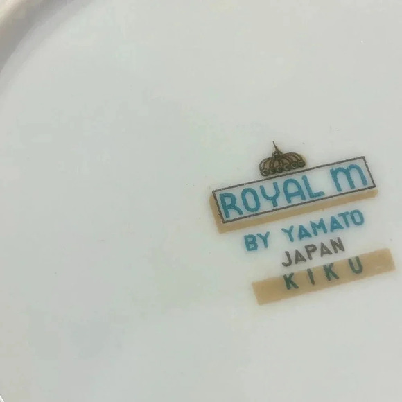 Royal M by yamato fine china set KIKU - Picture 6 of 9